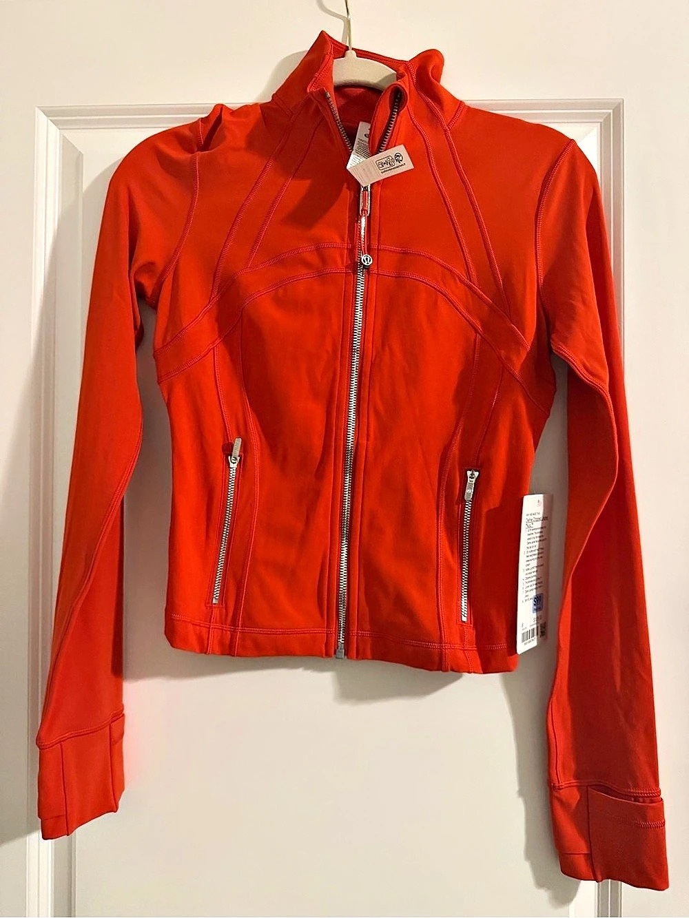 lululemon Define Cropped Jacket Cropped Jacket in Cherry Ember Size 6 NWT